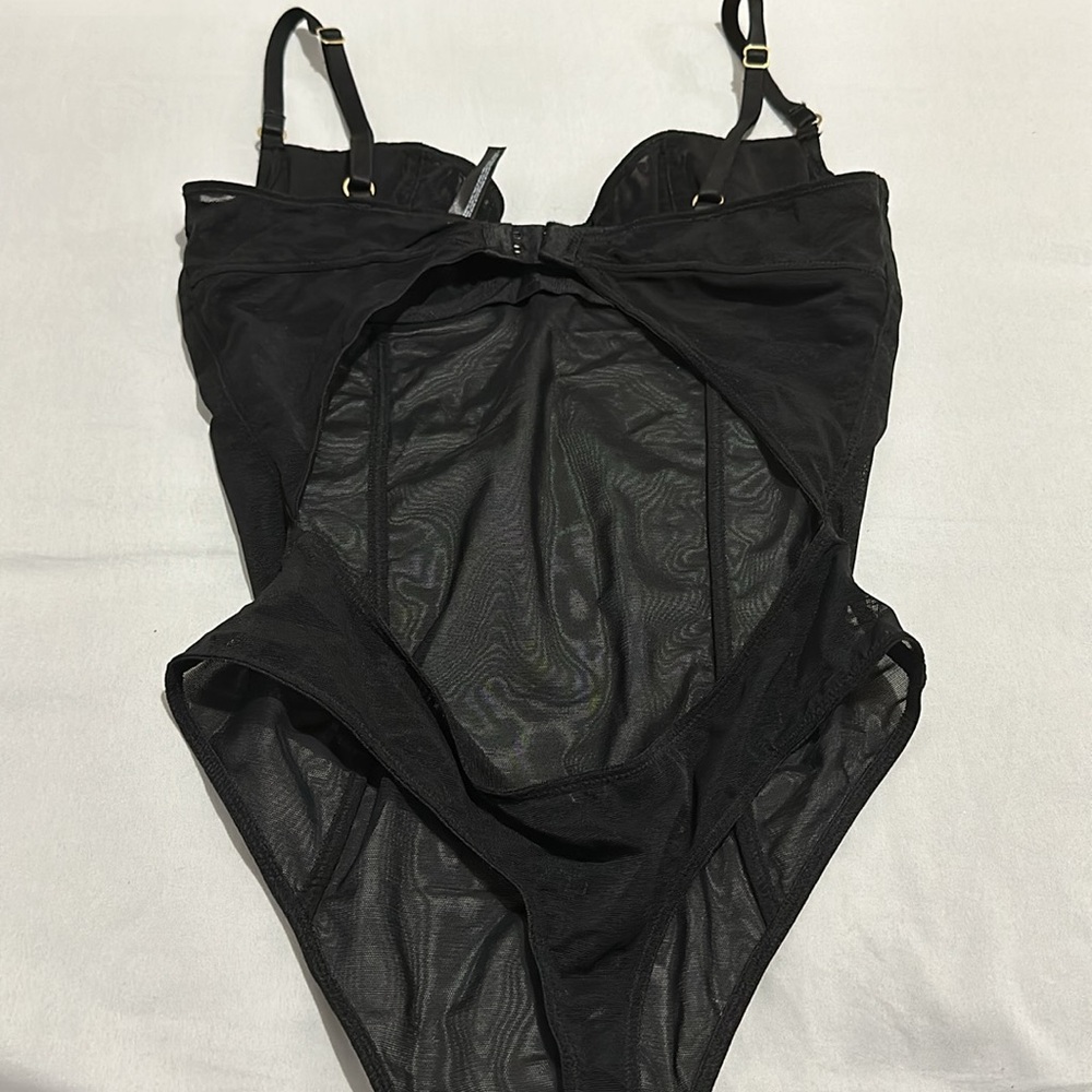 Aritzia Ten by BABATON foyer bodysuit - Picture 8 of 9